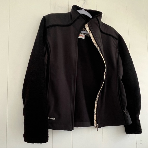 Spyder Jackets & Blazers - Spyder Black Nylon Jacket Boucle Sleeves Paisley Trim Women’s Size 8 US